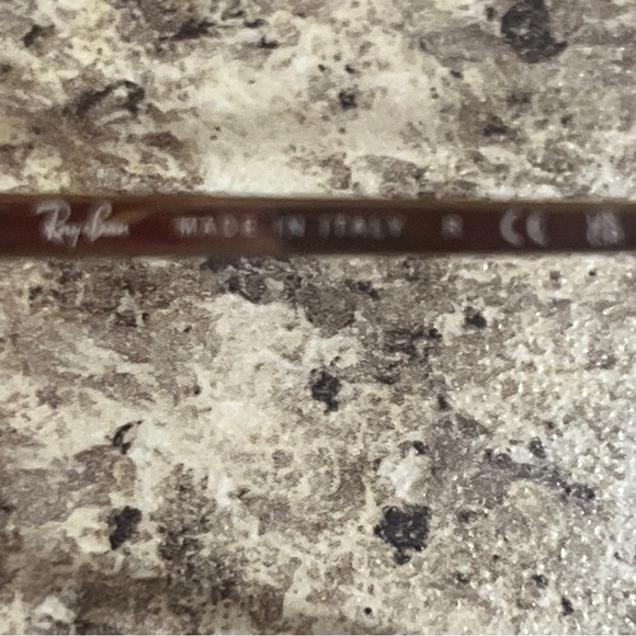 Ray Ban RB 3654 001/73  Gold Frame Sunglasses - Picture 7 of 9